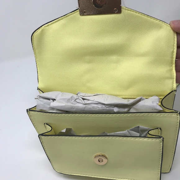 A New Day Womens Cross Body Bag Purse Lemon Yellow Faux Leather Gold Tone - Picture 5 of 5